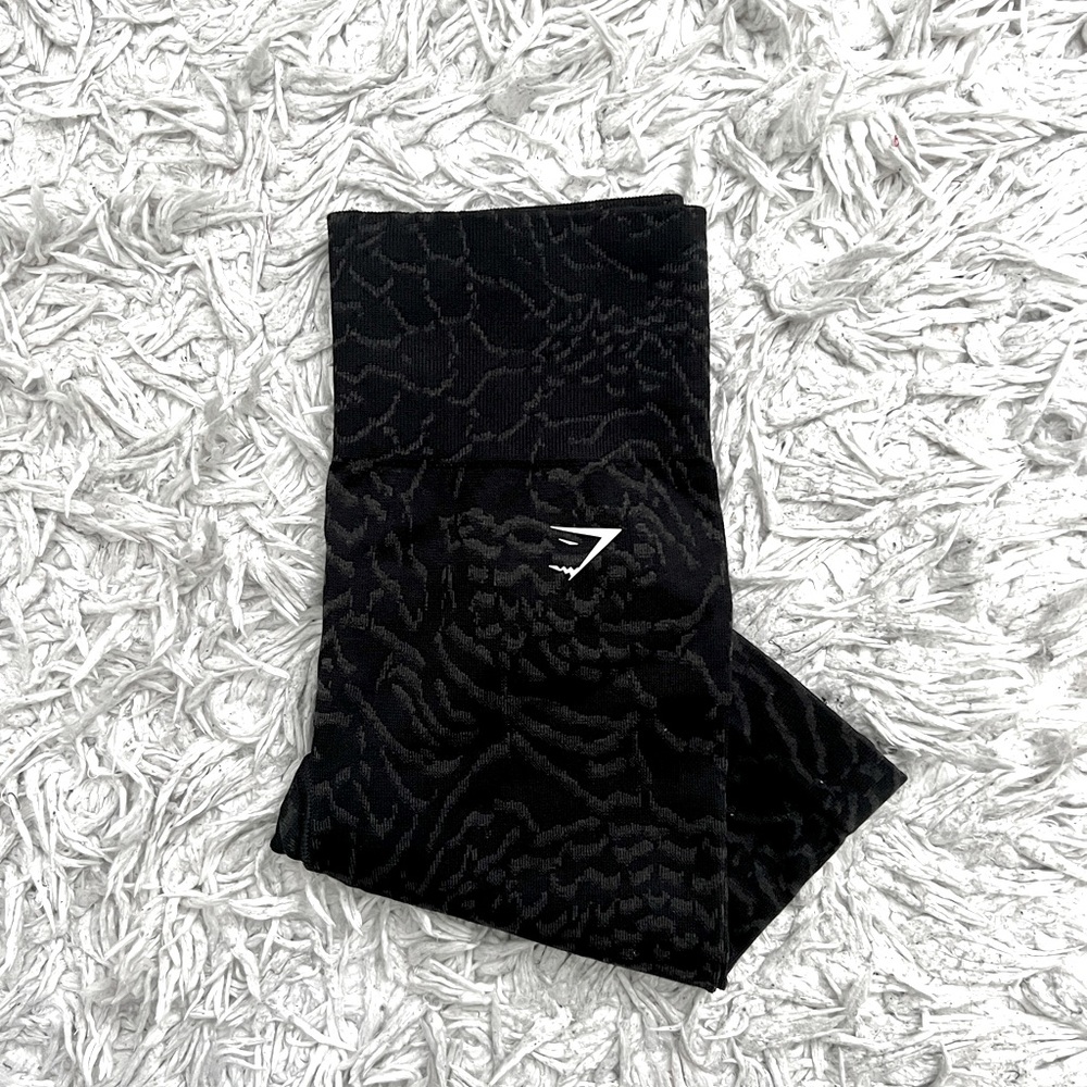 GYMSHARK Adapt Animal Seamless Cycling Shorts - Wild | Black